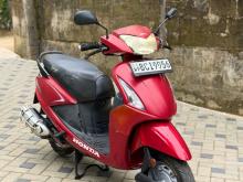 Hero Pleasure 2015 Motorbike