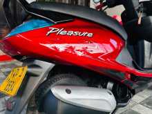 https://riyasewana.com/uploads/hero-honda-pleasure-1421472913313.jpg