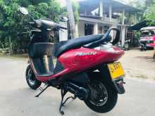 https://riyasewana.com/uploads/hero-honda-pleasure-147014413964.jpg