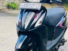 Hero-Honda Pleasure 2015 Motorbike