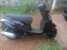https://riyasewana.com/uploads/hero-honda-pleasure-151359071362.jpg
