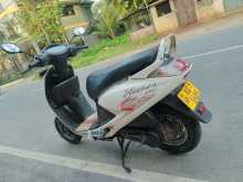 https://riyasewana.com/uploads/hero-honda-pleasure-15755514542.jpg