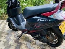 https://riyasewana.com/uploads/hero-honda-pleasure-158465524653.jpg