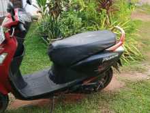 https://riyasewana.com/uploads/hero-honda-pleasure-162002241162.jpg