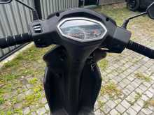 https://riyasewana.com/uploads/hero-honda-pleasure-171050391456.jpg