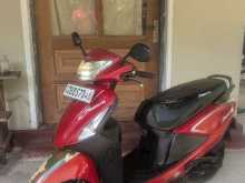 Hero-Honda Pleasure 2015 Motorbike