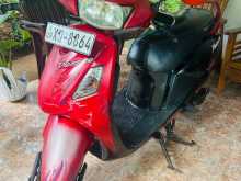 Hero-Honda Pleasure 2012 Motorbike