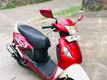 Hero Pleasure 2011 Motorbike