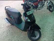 Hero Pleasure 2011 Motorbike