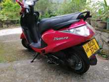 https://riyasewana.com/uploads/hero-honda-pleasure-191253394972.jpg