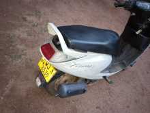 https://riyasewana.com/uploads/hero-honda-pleasure-1915363713242.jpg