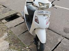 Hero Pleasure 2011 Motorbike