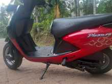 https://riyasewana.com/uploads/hero-honda-pleasure-19926004942.jpg