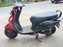 https://riyasewana.com/uploads/hero-honda-pleasure-2011-92306374253.jpg