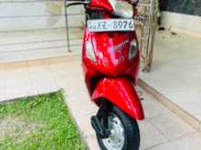 Hero-Honda Pleasure 2013 Motorbike