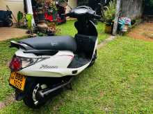 https://riyasewana.com/uploads/hero-honda-pleasure-2013024613303.jpg