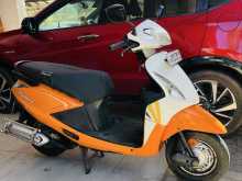 https://riyasewana.com/uploads/hero-honda-pleasure-2015335022303.jpg