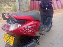 https://riyasewana.com/uploads/hero-honda-pleasure-211009554662.jpg