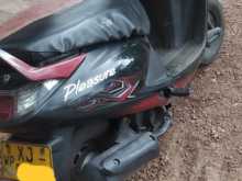 Hero Pleasure 2012 Motorbike