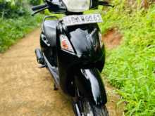 Hero Pleasure 2013 Motorbike