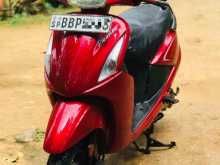 Hero Pleasure 2014 Motorbike