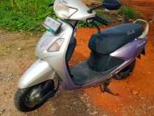 https://riyasewana.com/uploads/hero-honda-pleasure-21204044632.jpg