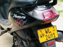 https://riyasewana.com/uploads/hero-honda-pleasure-212115219293.jpg