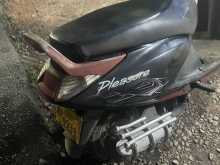 Hero-Honda Pleasure 2012 Motorbike