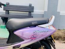 https://riyasewana.com/uploads/hero-honda-pleasure-228364619045.jpg