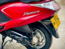 https://riyasewana.com/uploads/hero-honda-pleasure-229255813024.jpg