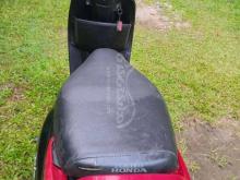 https://riyasewana.com/uploads/hero-honda-pleasure-23110357463381.jpg