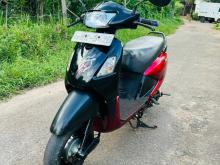Hero-Honda Pleasure 2011 Motorbike