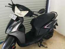 https://riyasewana.com/uploads/hero-honda-pleasure-239463622182.jpg