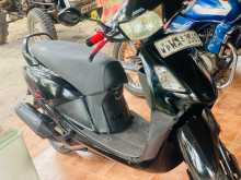 Hero-Honda Pleasure 2010 Motorbike