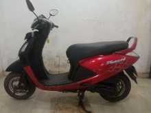 https://riyasewana.com/uploads/hero-honda-pleasure-241108114372.jpg