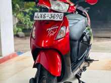 Hero Pleasure 2012 Motorbike