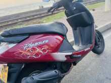 https://riyasewana.com/uploads/hero-honda-pleasure-2412473722612.jpg