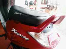 Hero Pleasure 2011 Motorbike