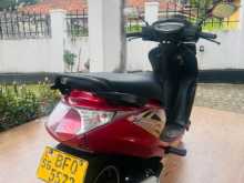 https://riyasewana.com/uploads/hero-honda-pleasure-2612451813423.jpg