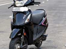 Hero Pleasure 2015 Motorbike