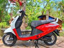 https://riyasewana.com/uploads/hero-honda-pleasure-261443224052.jpg