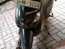 Hero Pleasure 2012 Motorbike
