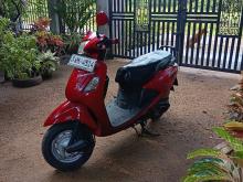 Hero-Honda Pleasure 2011 Motorbike