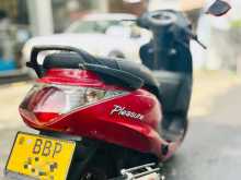 https://riyasewana.com/uploads/hero-honda-pleasure-271035164033.jpg