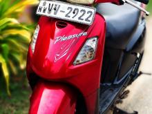 Hero-Honda Pleasure 2010 Motorbike