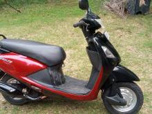 Hero Pleasure 2012 Motorbike