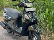 Hero-Honda Pleasure 2010 Motorbike