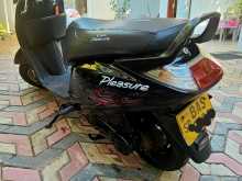 https://riyasewana.com/uploads/hero-honda-pleasure-27490013083.jpg
