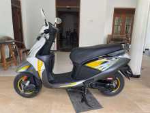 https://riyasewana.com/uploads/hero-honda-pleasure-27603384702.jpg