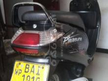 https://riyasewana.com/uploads/hero-honda-pleasure-281423271309458.jpg